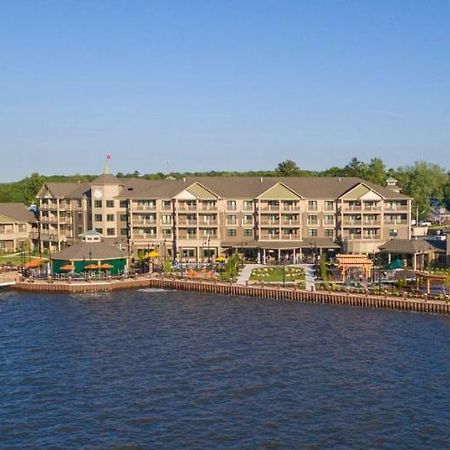 Chautauqua Harbor Hotel - Jamestown Celoron Bagian luar foto
