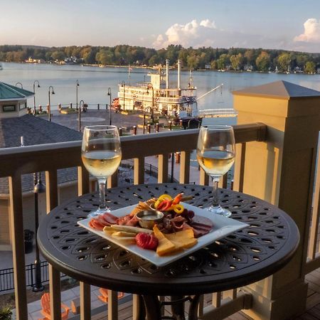 Chautauqua Harbor Hotel - Jamestown Celoron Bagian luar foto