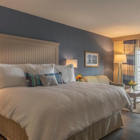 Chautauqua Harbor Hotel - Jamestown Celoron Bagian luar foto