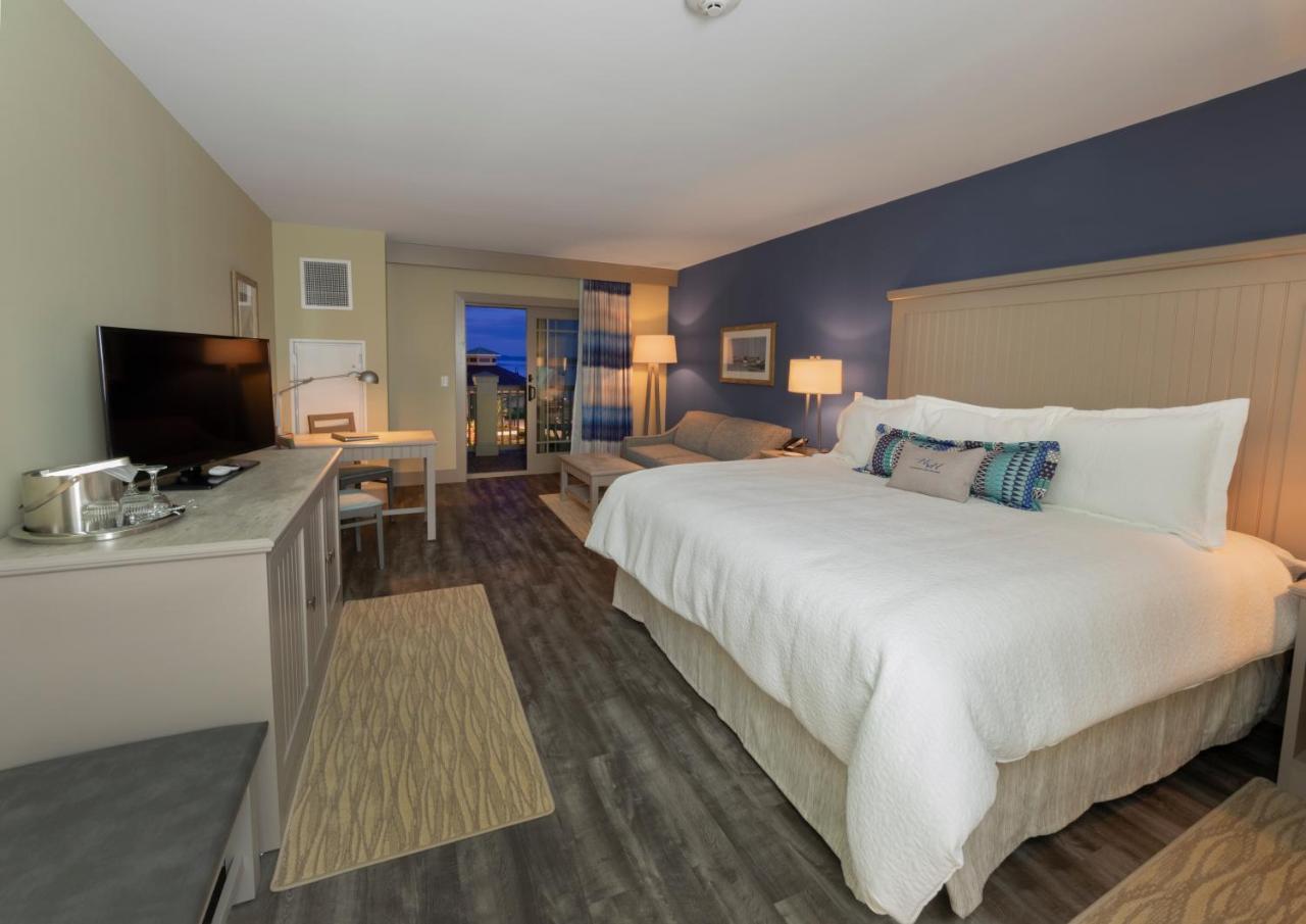 Chautauqua Harbor Hotel - Jamestown Celoron Bagian luar foto