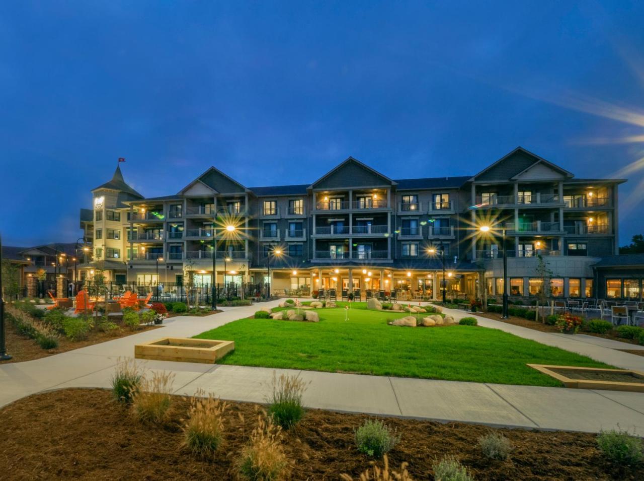 Chautauqua Harbor Hotel - Jamestown Celoron Bagian luar foto